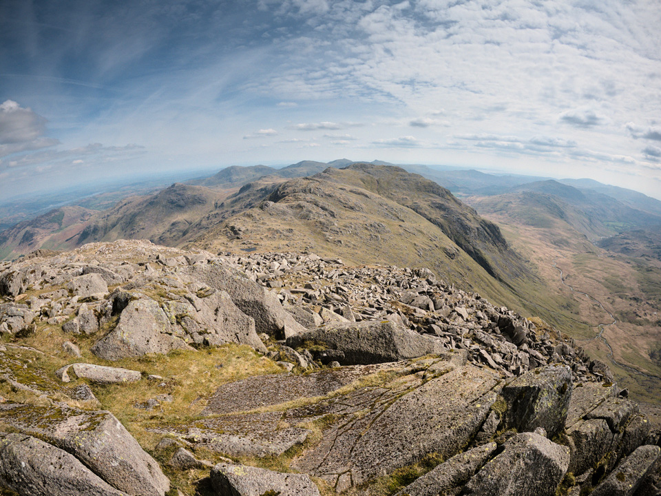 bowfell-towards-crinkle-crags